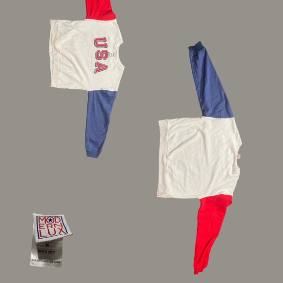 Women's Medium USA Crew Neck - Picture 2 of 2